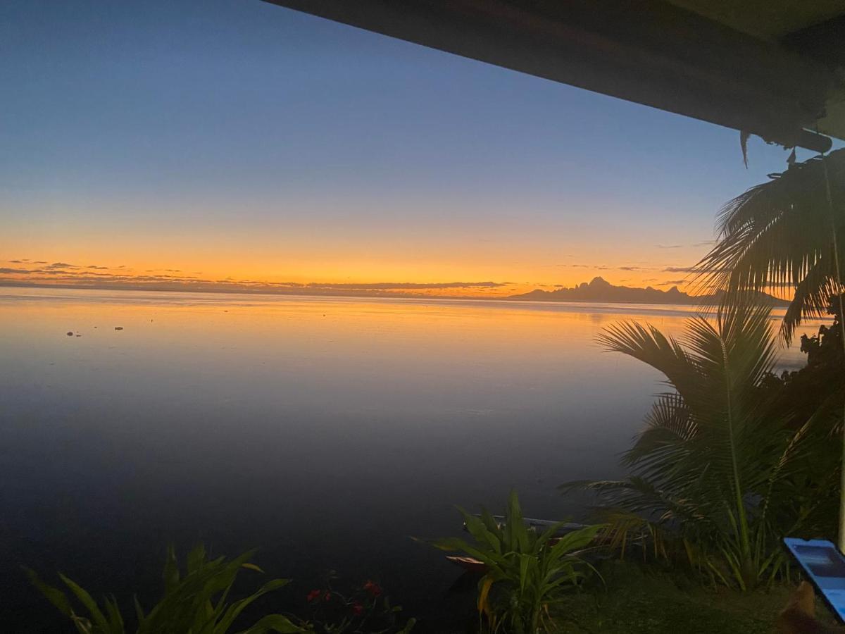 O'Coco Bungalow- Breathtaking Waterfront Views, Endless Memories Paea Екстериор снимка