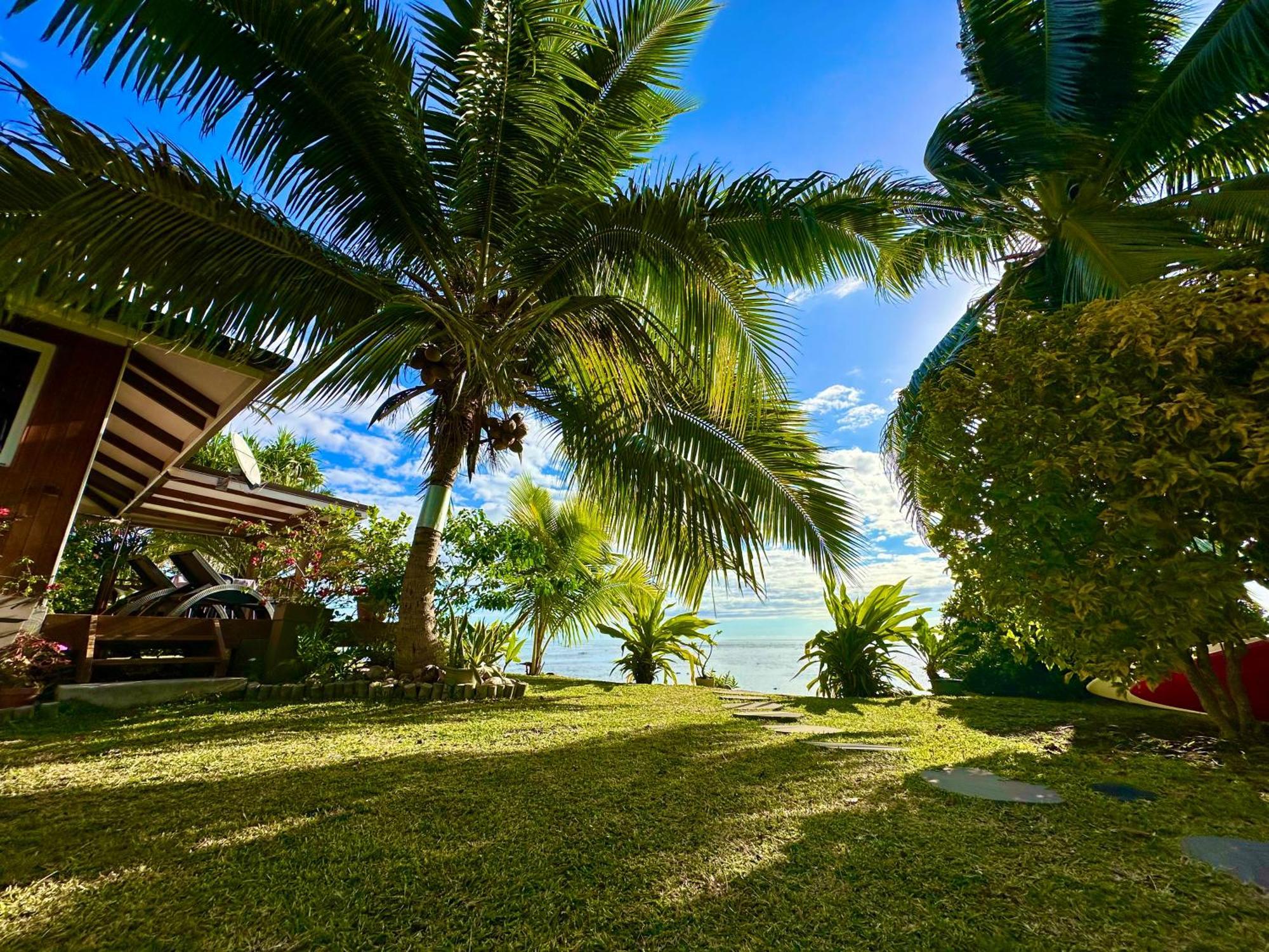 O'Coco Bungalow- Breathtaking Waterfront Views, Endless Memories Paea Екстериор снимка